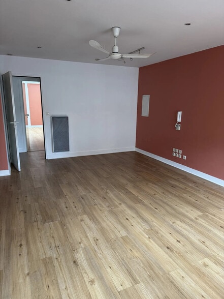 3 Cours Portal, Bordeaux à louer - Photo de l’immeuble – Image 2 sur 5