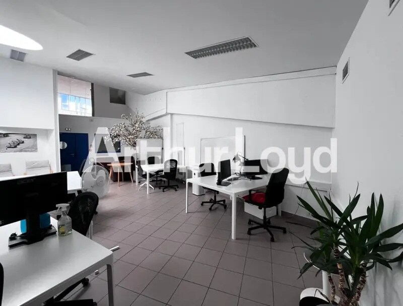 Bureau dans Hérouville-Saint-Clair à louer Photo intérieure– Image 1 sur 7