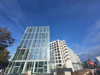 Plus de détails pour Bureau, Local d'activités à louer