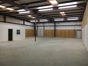 880 Blue Mound Rd W, Haslet, TX à louer Photo intérieure– Image 2 sur 5