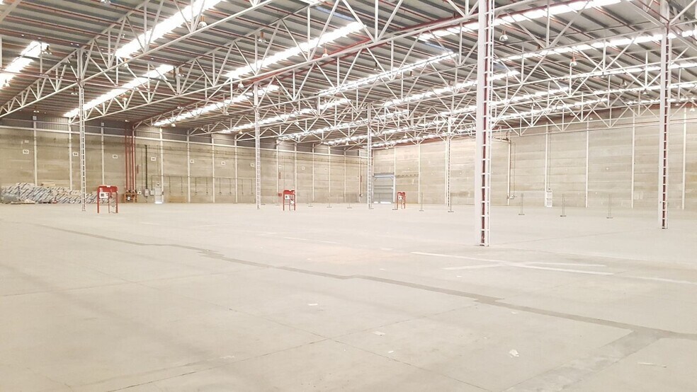 Industriel/Logistique dans SEVILLA à louer - Photo de l’immeuble – Image 2 sur 10