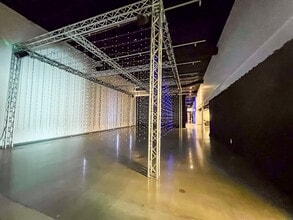 1205 Sheldon Cv, Austin, TX à louer Photo intérieure– Image 2 sur 54