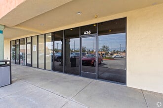 1200-1330 E Washington St, Colton, CA à louer Photo de l’immeuble– Image 2 sur 8