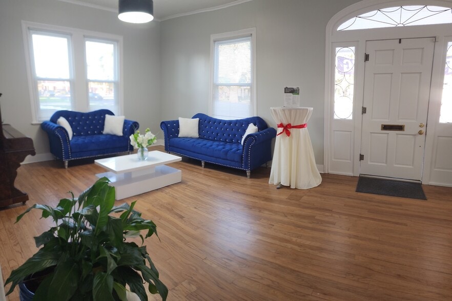 1211 N Cutting Ave, Jennings, LA à louer - Photo intérieure – Image 1 sur 12