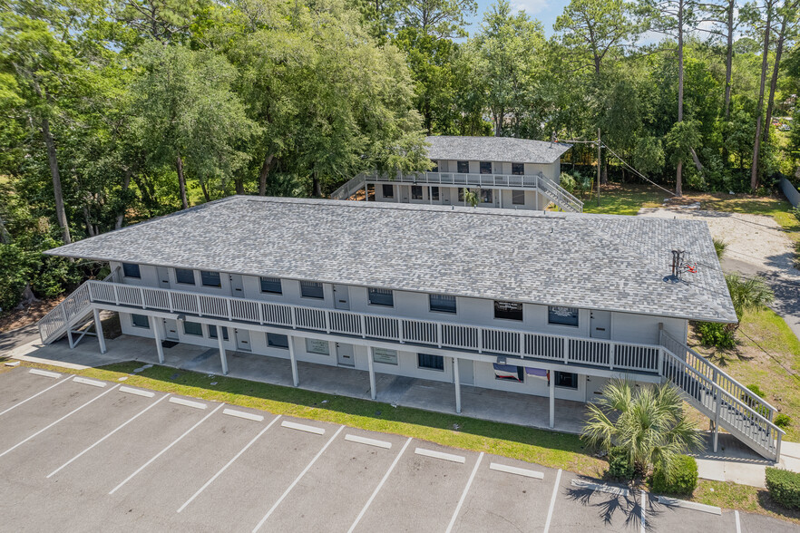 4251 University Blvd, Jacksonville, FL à louer - Photo de l’immeuble – Image 1 sur 3