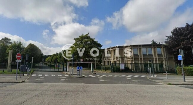 Plus de détails pour Route De L'orme Des Merisiers, Saint-Aubin - Bureau à louer