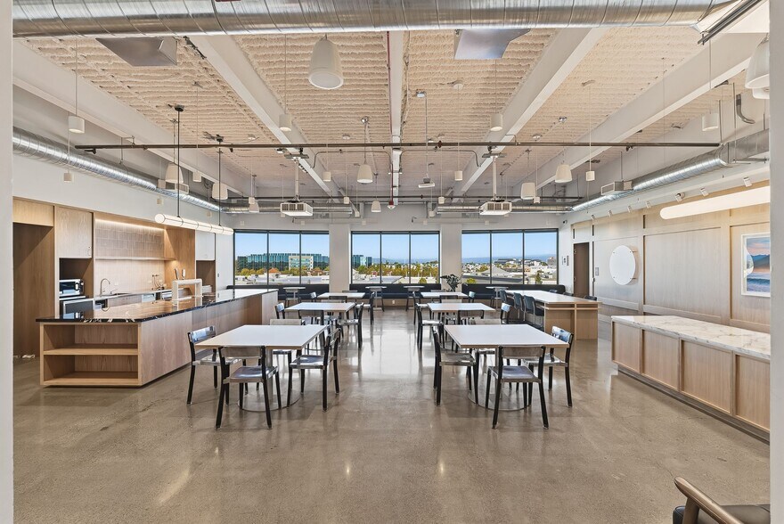 1840 Gateway Dr, San Mateo, CA à louer - Photo de l’immeuble – Image 3 sur 36