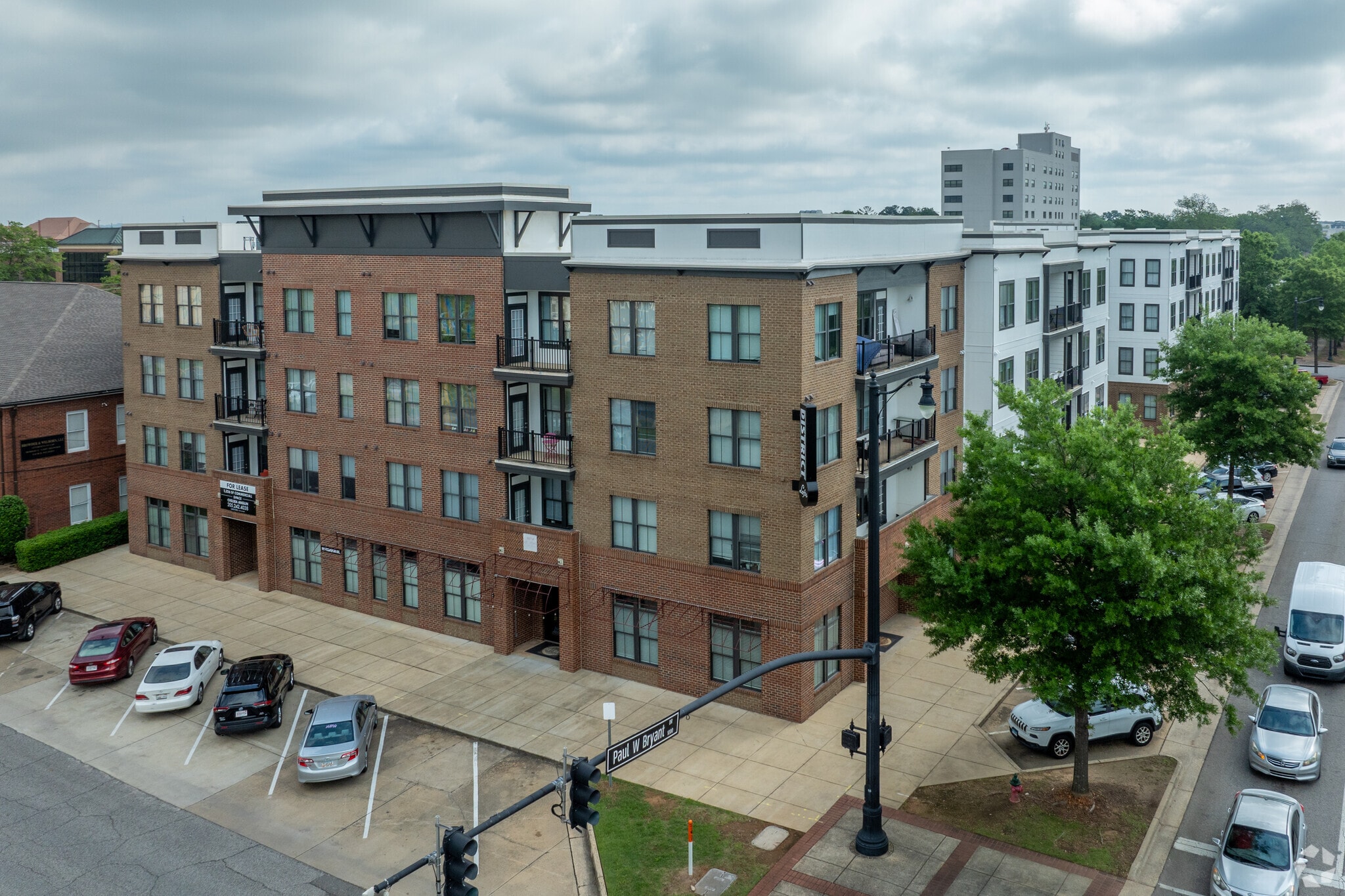 919 Greensboro Ave, Tuscaloosa, AL à louer Photo principale– Image 1 sur 41