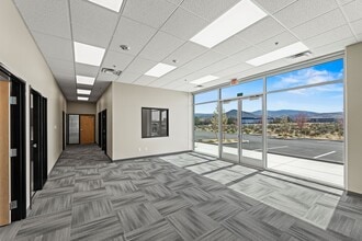 420 Ingenuity Ave, Sparks, NV à louer Photo de l’immeuble– Image 1 sur 7