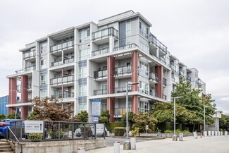 Plus de détails pour 10155 River Dr, Richmond, BC - Logement à vendre