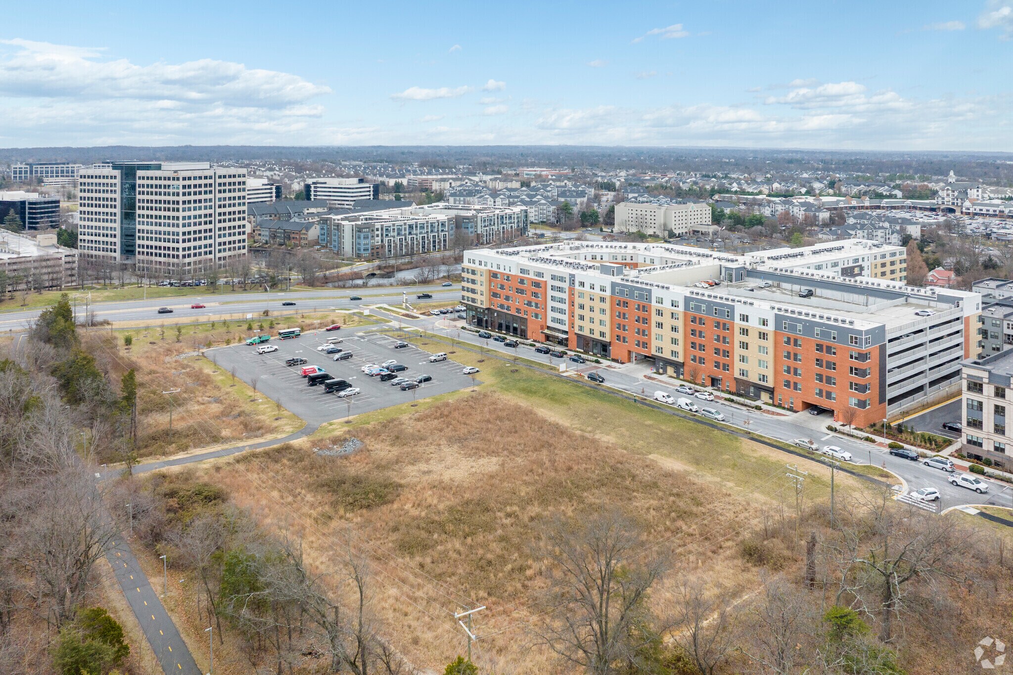 Fairfield Ridge Ave, Herndon, VA à louer Photo principale– Image 1 sur 22