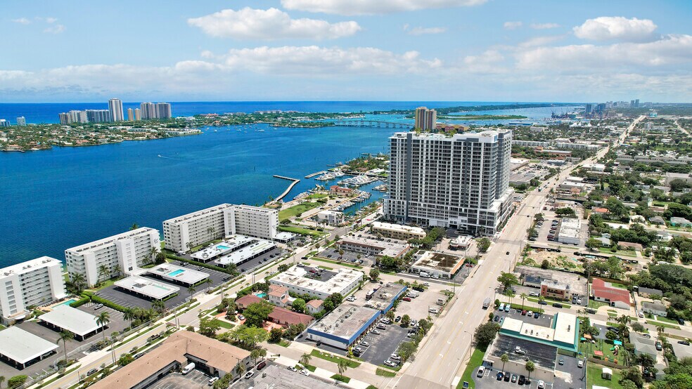 415 Federal Hwy, Lake Park, FL à vendre - Photo de l’immeuble – Image 3 sur 36
