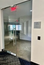 1560 Wilson Blvd, Arlington, VA à louer Photo intérieure– Image 2 sur 13