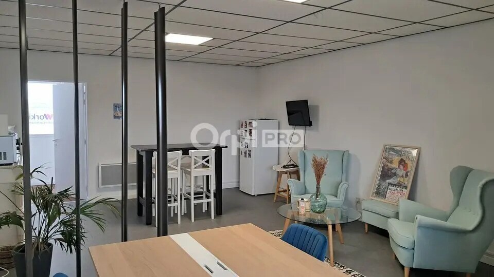 116 Rue Des Eaux Bonnes, Serres-Castet à louer - Photo de l’immeuble – Image 1 sur 6