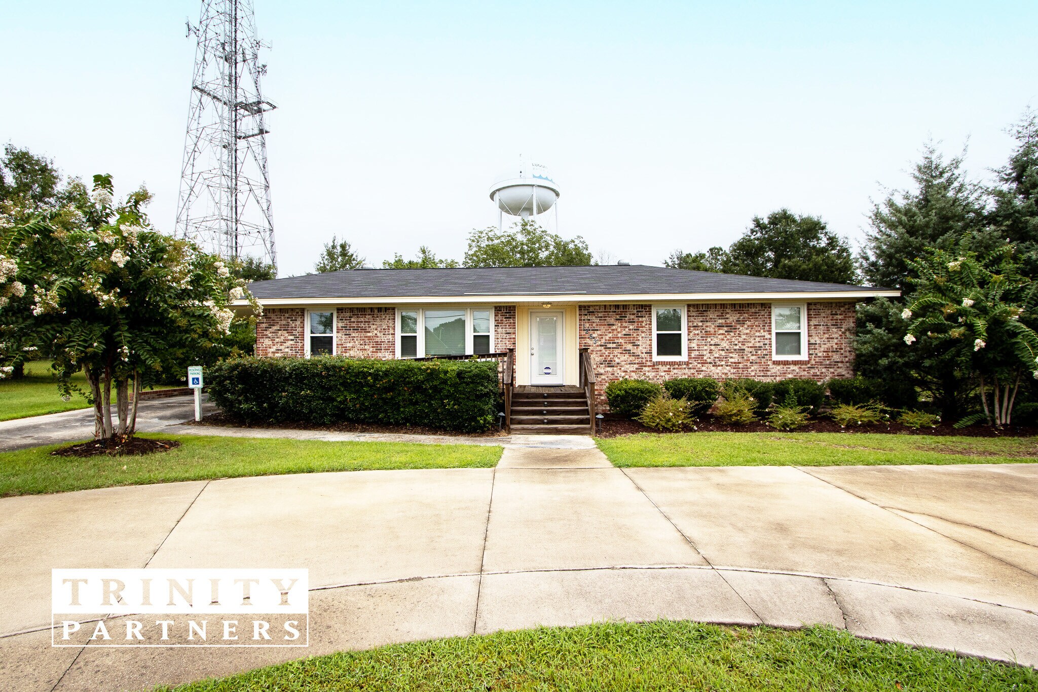 1253 Pine St, Elgin, SC à vendre Photo de l’immeuble– Image 1 sur 7