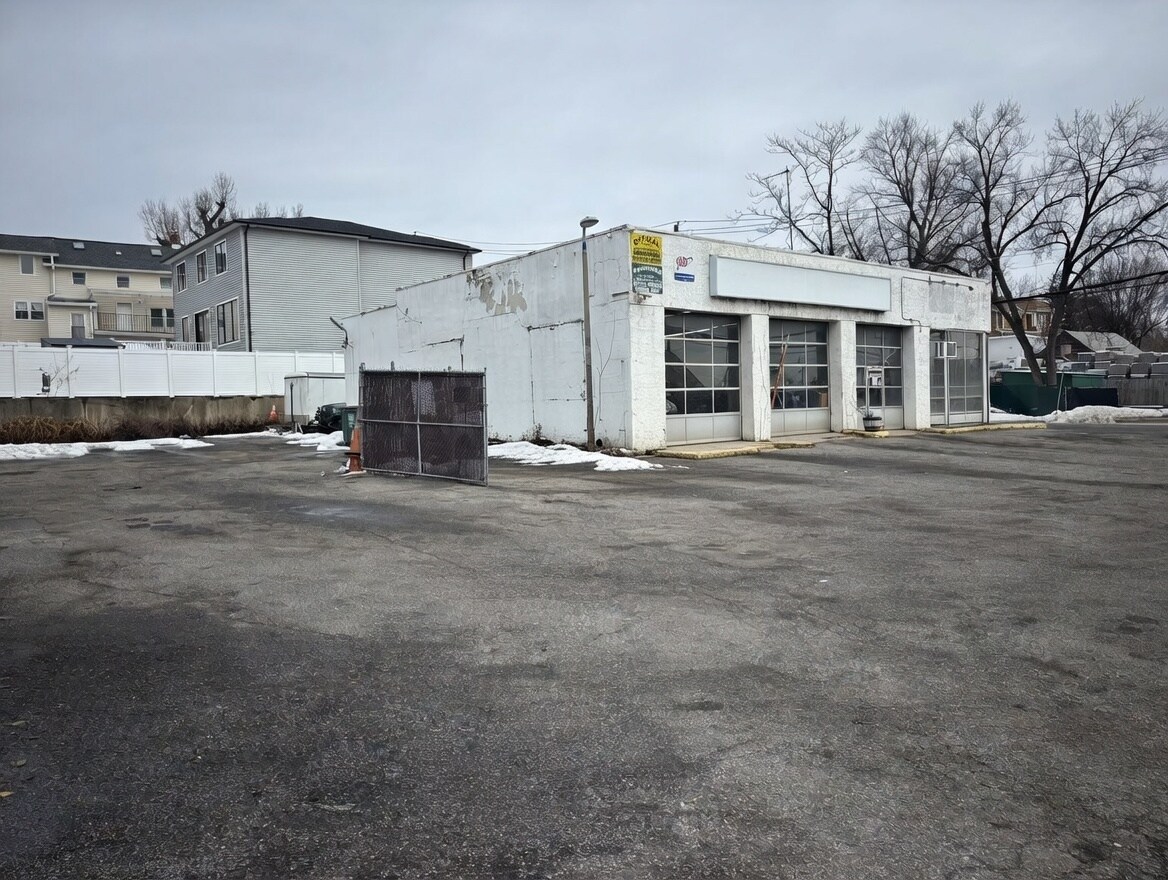 91 Powerhouse Rd, Roslyn Heights, NY à louer Photo principale– Image 1 sur 7