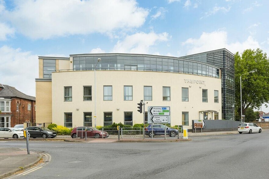 Loughborough Rd, West Bridgford à louer - Photo de l’immeuble – Image 3 sur 8