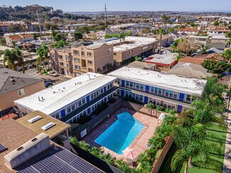 Plus de détails pour 5747 Lauretta St, San Diego, CA - Logement à vendre