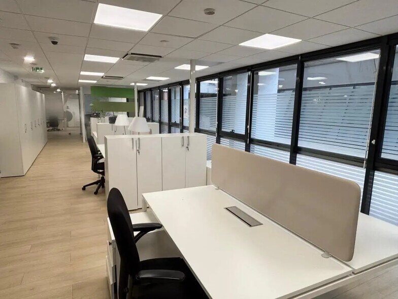 Bureau dans Paris à louer - Photo de l’immeuble – Image 3 sur 14