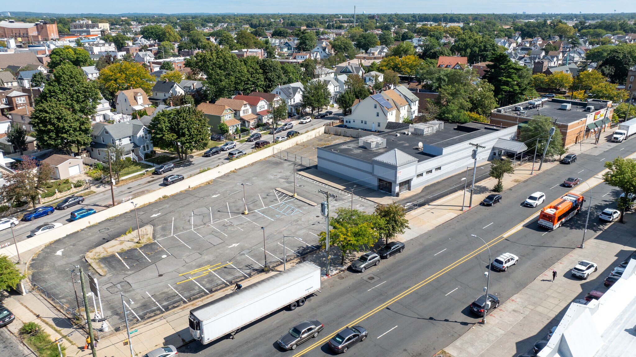218-03-09 Hempstead Ave, Queens Village, NY à louer Photo de l’immeuble– Image 1 sur 4
