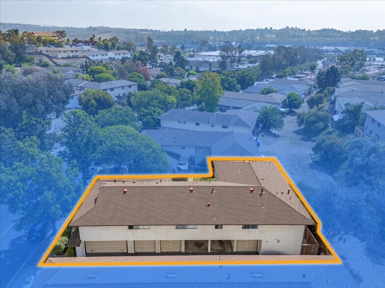 2139 Via Esmarca, Oceanside, CA à vendre - Photo de l’immeuble – Image 2 sur 22