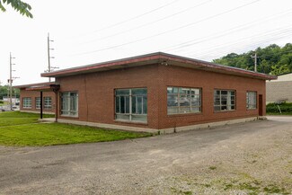 Plus de détails pour 5253 Wooster Rd, Cincinnati, OH - Local d'activités à louer