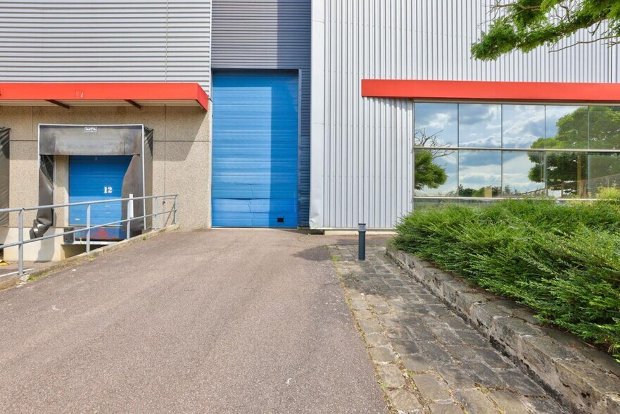 4 Rue Bernard Palissy, Gargenville à louer - Photo de l’immeuble – Image 3 sur 7