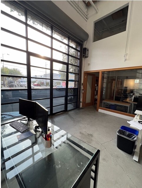 3617 Hayden Ave, Culver City, CA à louer Photo intérieure– Image 1 sur 7