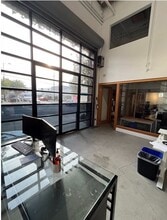 3617 Hayden Ave, Culver City, CA à louer Photo intérieure– Image 1 sur 7