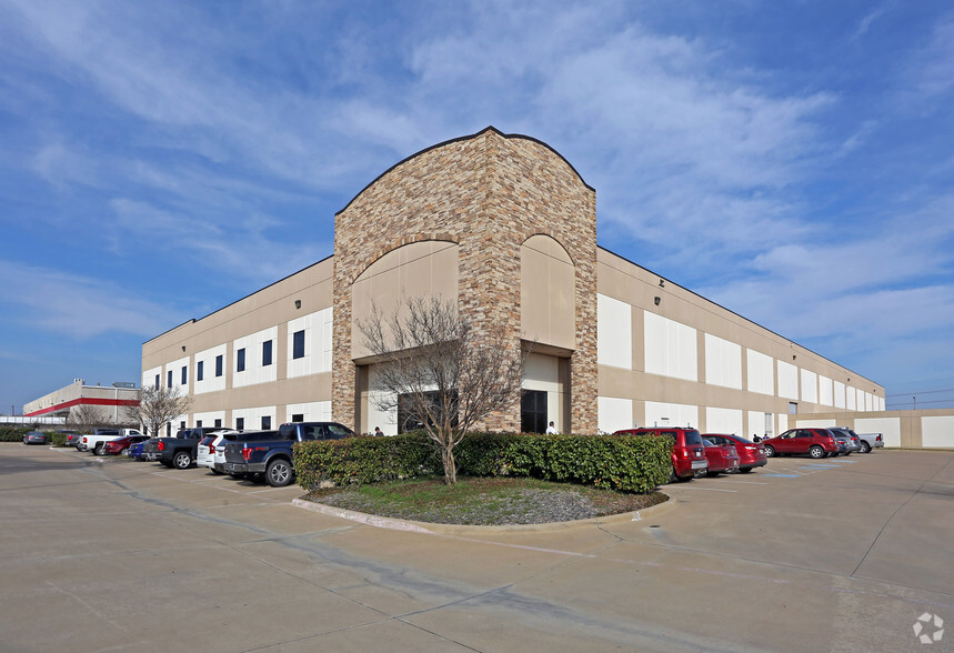 3385 Roy Orr Blvd, Grand Prairie, TX à louer - Photo principale – Image 1 sur 10