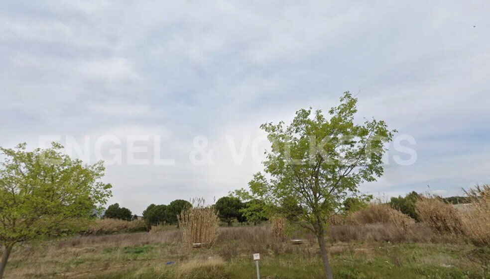 Terrain dans Sant Fruitós de Bages, Barcelona à vendre - Photo de l’immeuble – Image 2 sur 3
