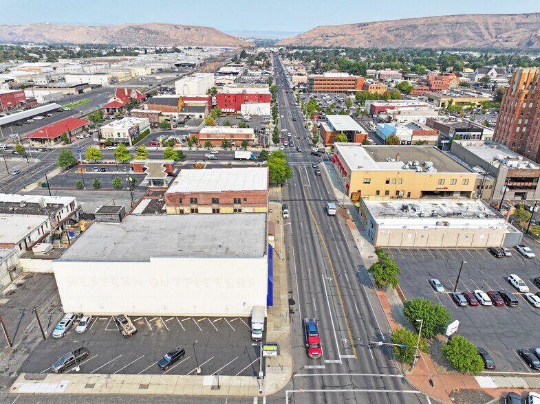 24 S 1st St, Yakima, WA à vendre - Photo de l’immeuble – Image 3 sur 15