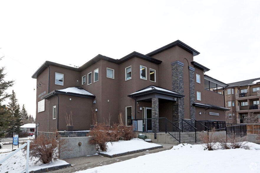 4306 Richmond Rd SW, Calgary, AB à louer - Photo de l’immeuble – Image 2 sur 19
