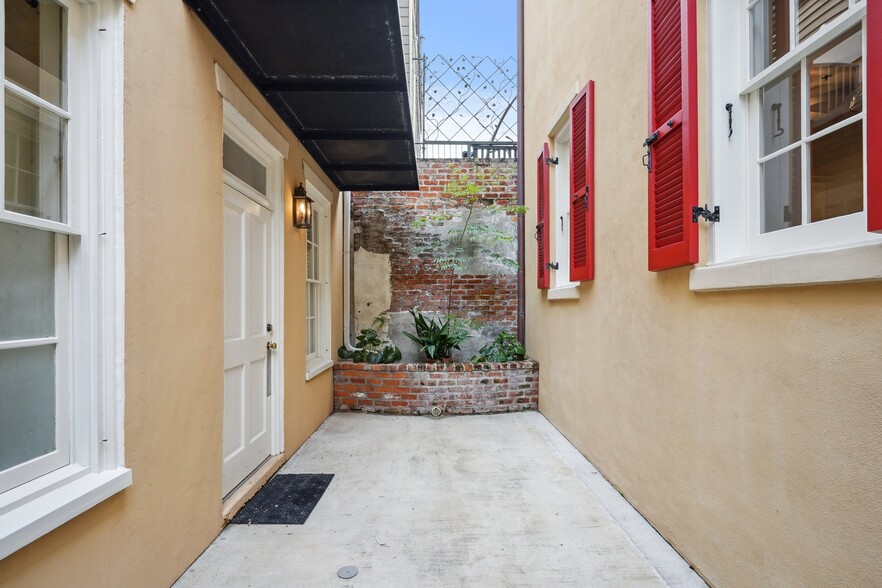 1924-1930 Burgundy St, New Orleans, LA à vendre - Photo de l’immeuble – Image 2 sur 24