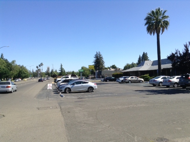 4255 Pacific Ave, Stockton, CA à louer - Photo de l’immeuble – Image 1 sur 23