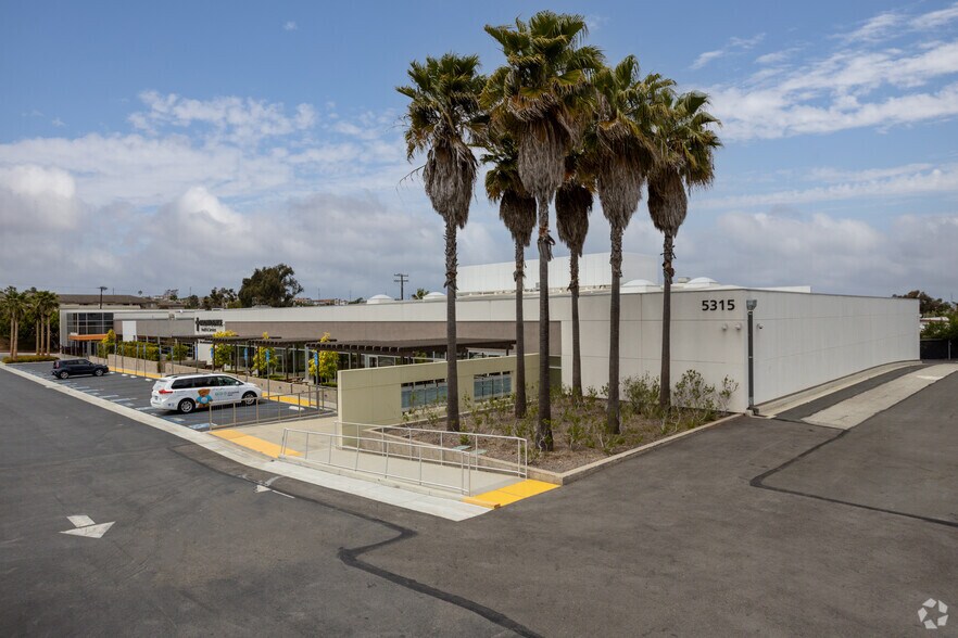 5315 Torrance Blvd, Torrance, CA à louer - Photo de l’immeuble – Image 2 sur 8