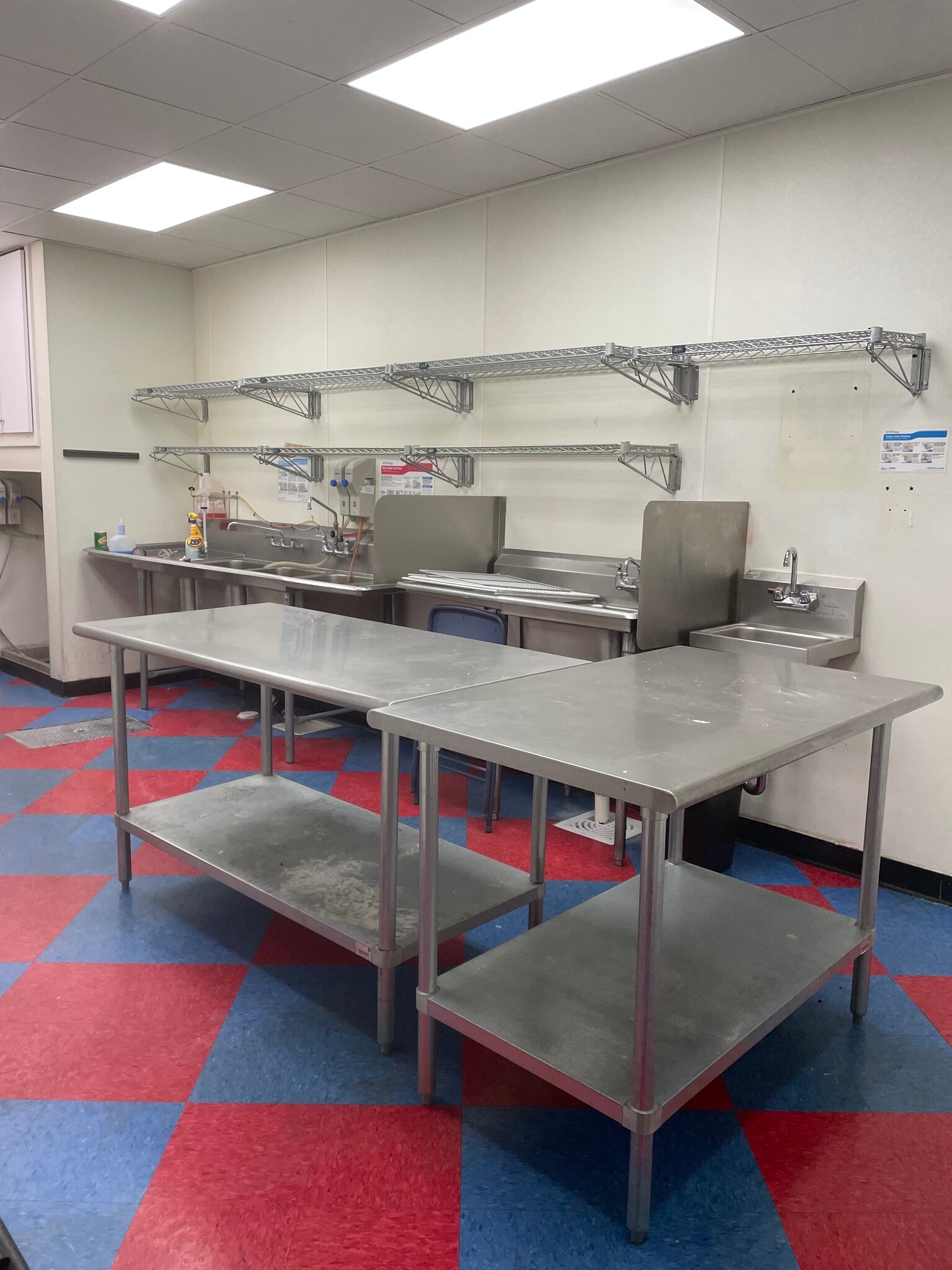 300 Jonestown Rd, Winston-Salem, NC à louer Photo intérieure– Image 1 sur 3