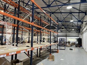 Industriel/Logistique dans Nanterre à vendre Photo intérieure– Image 1 sur 4