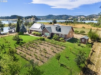 Plus de détails pour 1750 Plat I Rd, Sutherlin, OR - Spécialisé à vendre