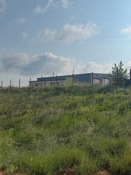 2042 125th Avenue NW Ave, Watford City, ND à vendre - Photo de l’immeuble – Image 2 sur 10