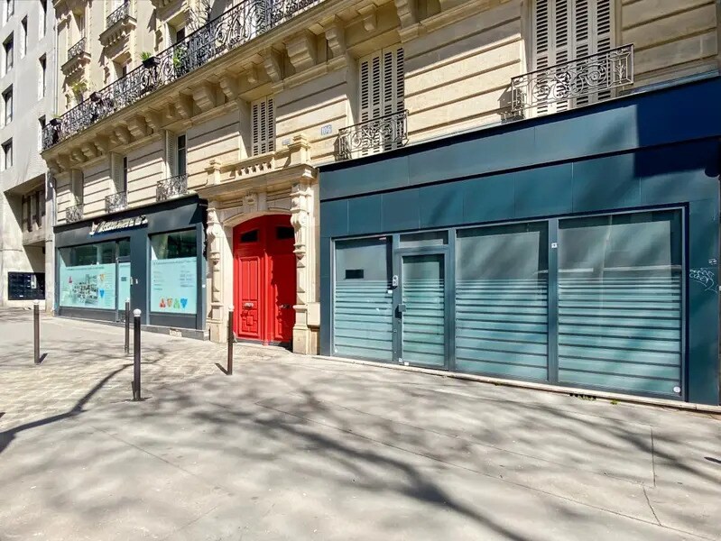 Local commercial dans Paris à louer Photo de l’immeuble– Image 1 sur 9