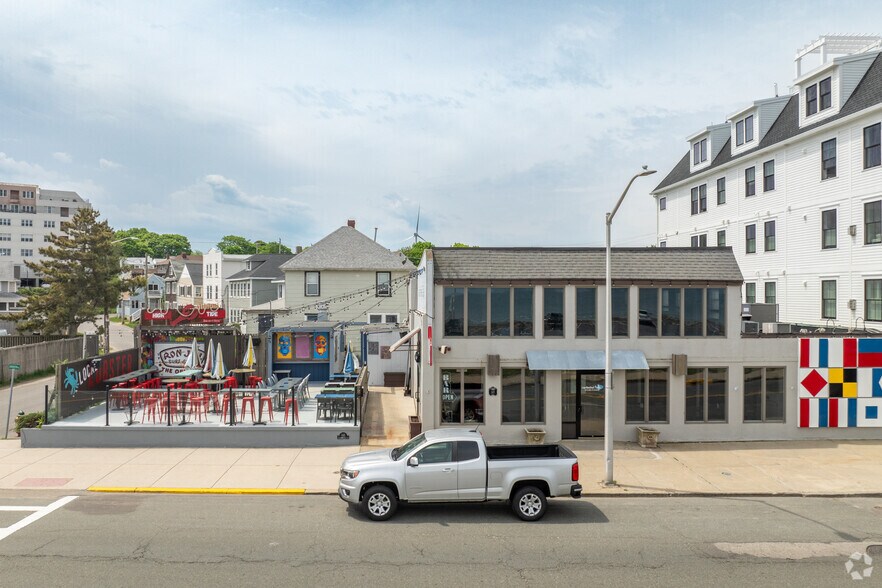 145 Nantasket Ave, Hull, MA à vendre - Photo de l’immeuble – Image 2 sur 8