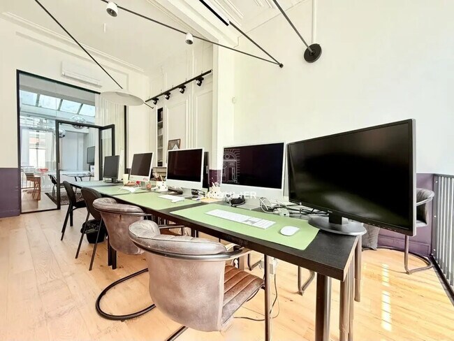Plus de détails pour 122 Rue Jacquemars Gielée, Lille - Local commercial à vendre