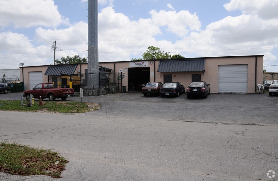 1901 SW 100th Ter, Miramar, FL à louer - Photo de l’immeuble – Image 3 sur 46