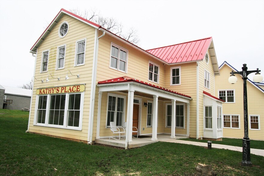 15134 Barnesville Rd, Boyds, MD à louer - Photo de l’immeuble – Image 1 sur 7