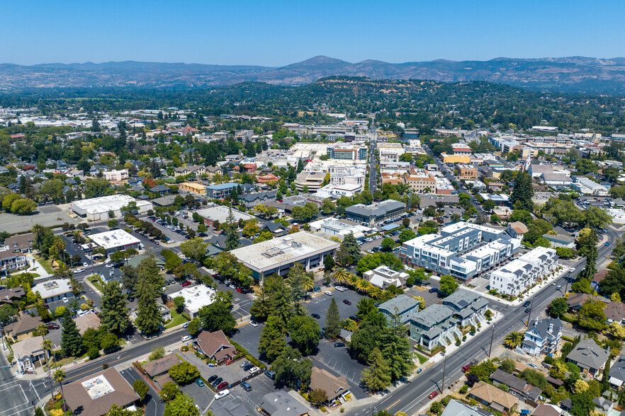 1700 2nd St, Napa, CA à louer - Aérien – Image 2 sur 15