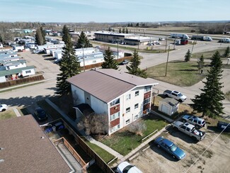 Plus de détails pour 2337 20 Av, Bowden, AB - Logement à vendre