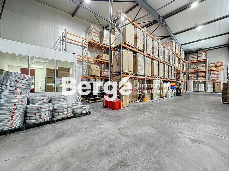 Industriel/Logistique dans Fréjus à louer - Photo intérieure – Image 2 sur 17