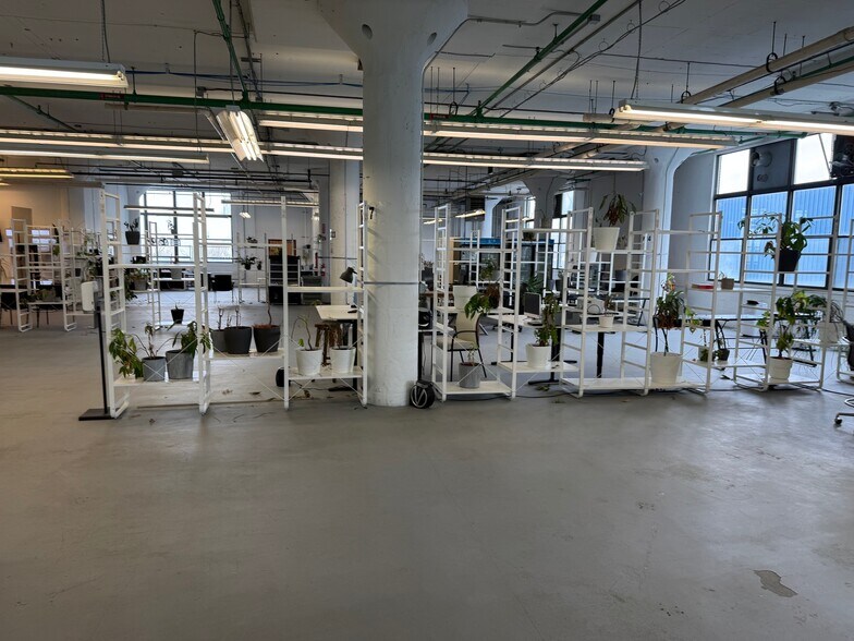 401 E 4th St, Bridgeport, PA à louer - Photo de l’immeuble – Image 2 sur 23