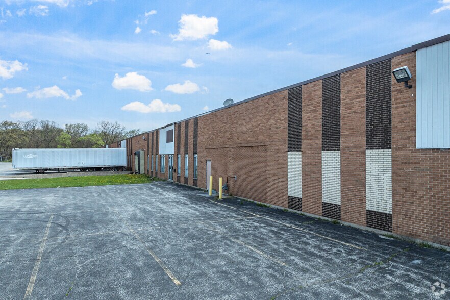 14825 Drexel Ave, Dolton, IL à louer - Photo de l’immeuble – Image 2 sur 5